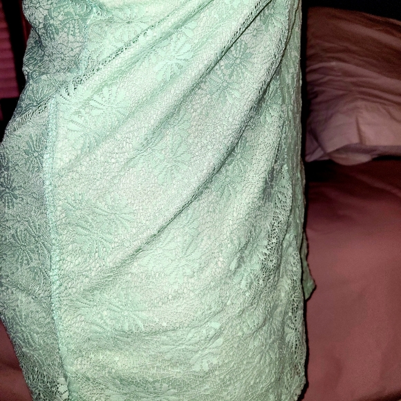 Alya Mint Green Lace Mini Dress - Picture 9 of 13